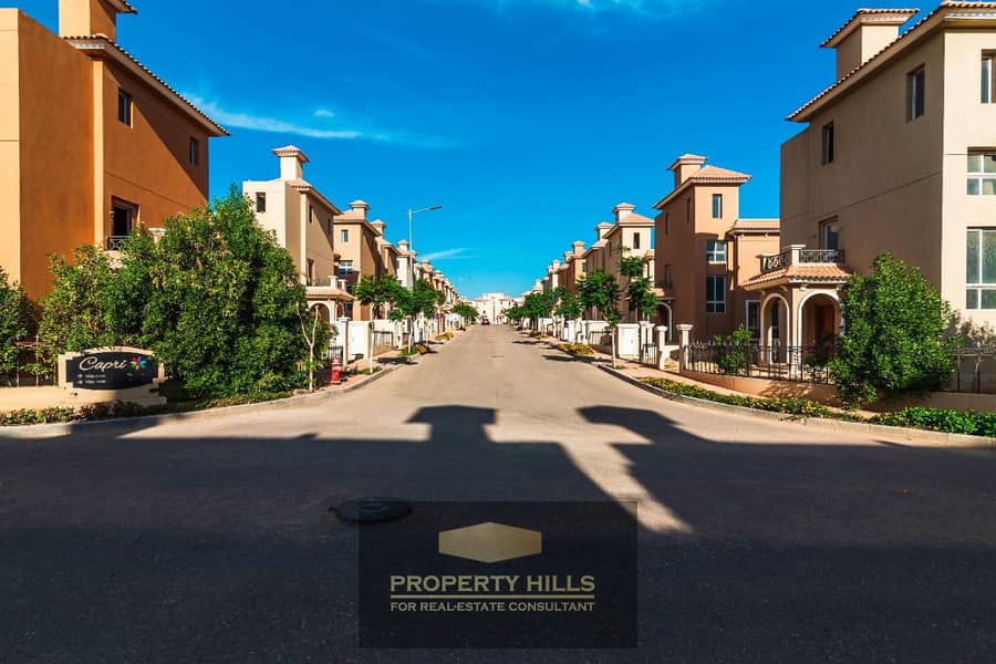 14 PHOTO-2025-12-21-15-19-50. jpg