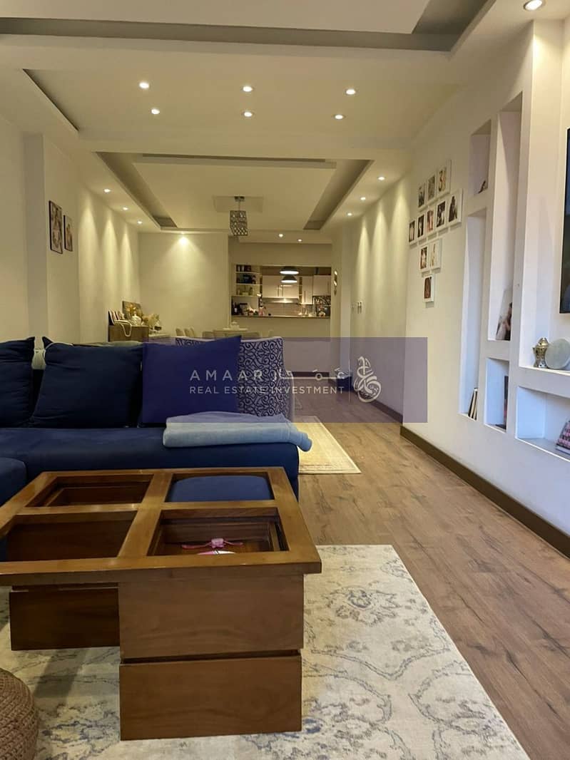 4 photo_5929345190315363504_y. jpg