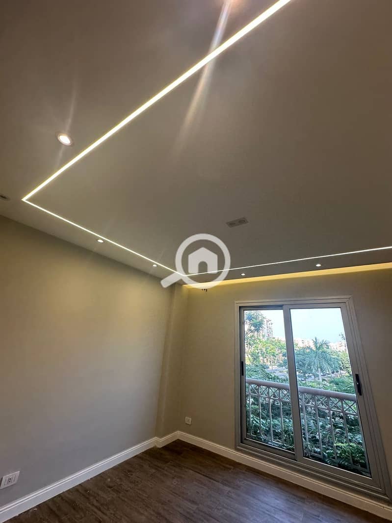 2 5dbe3217-37b5-4322-bcd9-83935e692eb2. jpg