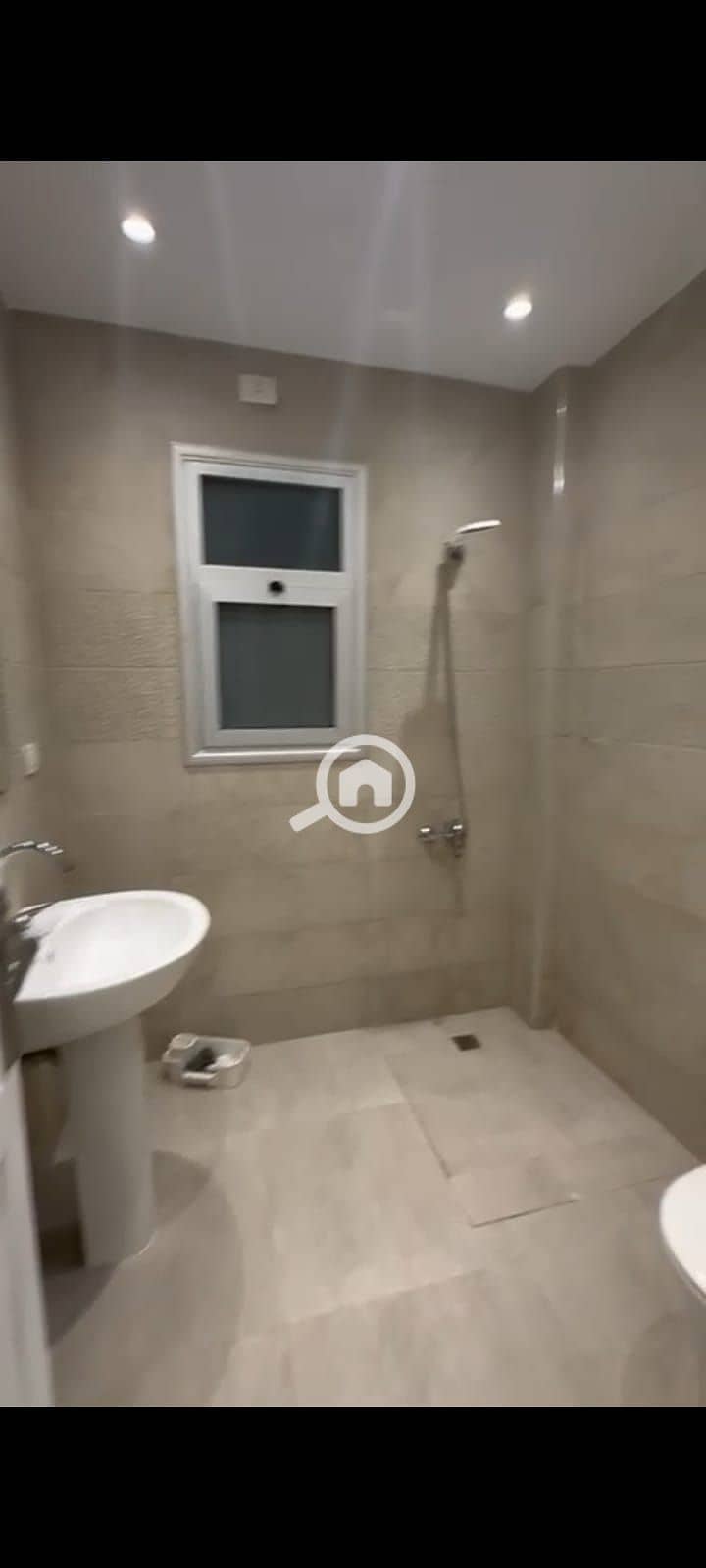 8 420d0f3d-f348-4021-b360-c1fc35c8443e. jpg