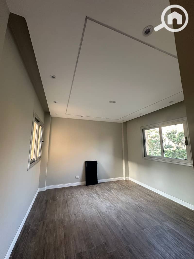 9 562ddde9-47ef-44a2-8fad-40cb40e17ce3. jpg