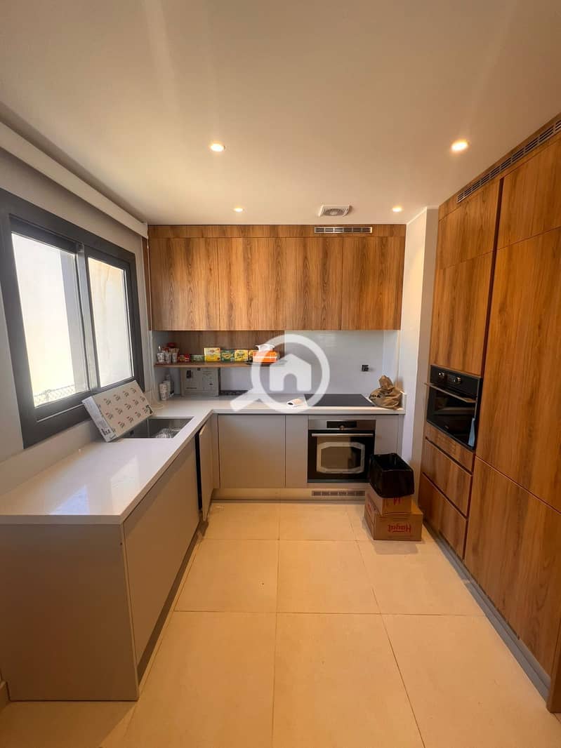 4 WhatsApp Image 2025-10-21 at 7.25. 41 PM. jpeg