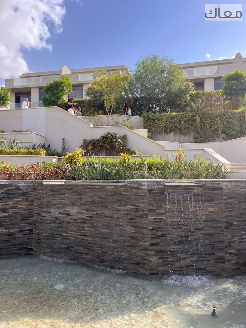 11 64b458ed-9ea8-455e-9eb1-507fed201cd9. jpg