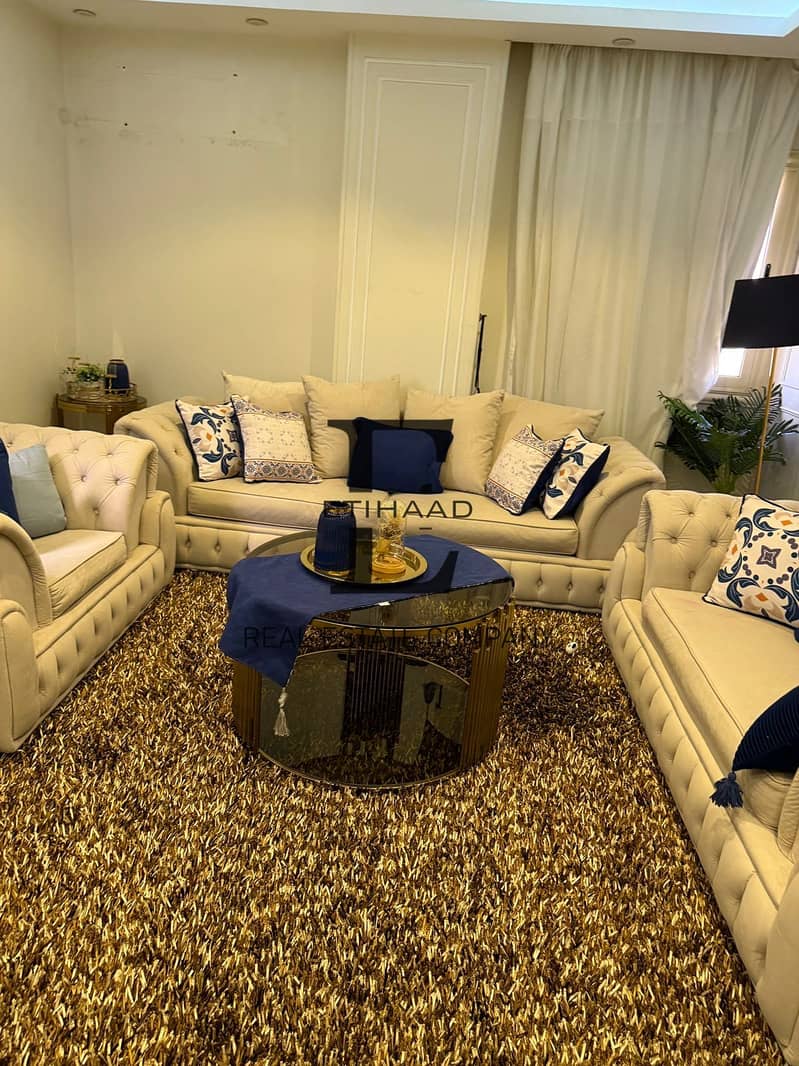 3 771f97f8-8749-4555-a634-16483b32812f. jpeg