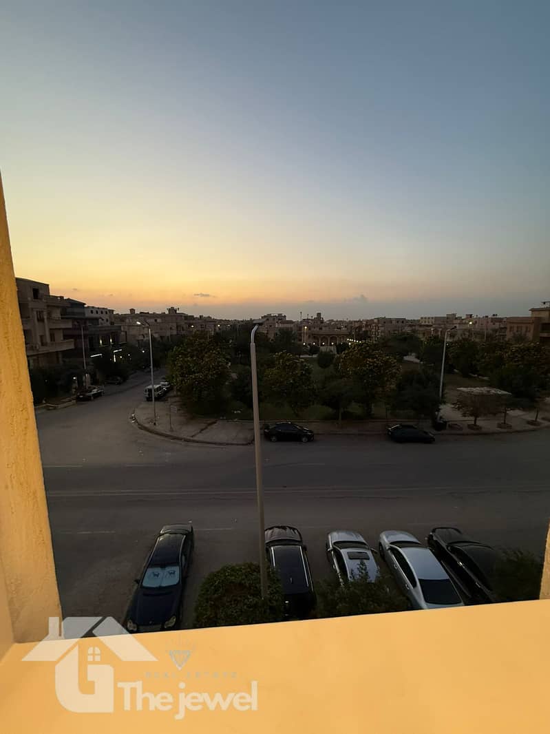 2 3a421850-5387-4c3e-9260-f73d38f4f125. jpg