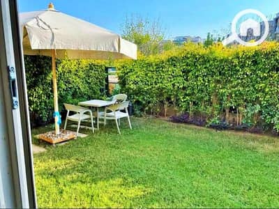 فیلا 4 غرف نوم للبيع في مدينة المستقبل، القاهرة - SVilla للبيع في كومباوند سراي ( Sarai ) بحري علي لاند سكيب ومساحات خضراء في مدينه المستقبل دايركت علي طريق السويس سور في سور مع مدينتي