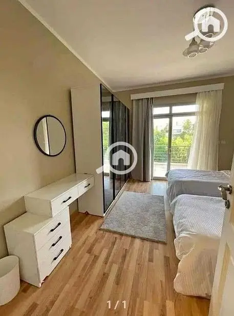 Duplex with private garden, ready for immediate occupancy, at the lowest price in Al Burouj Compound, Shorouk, opposite the medical center. - Όψη 2