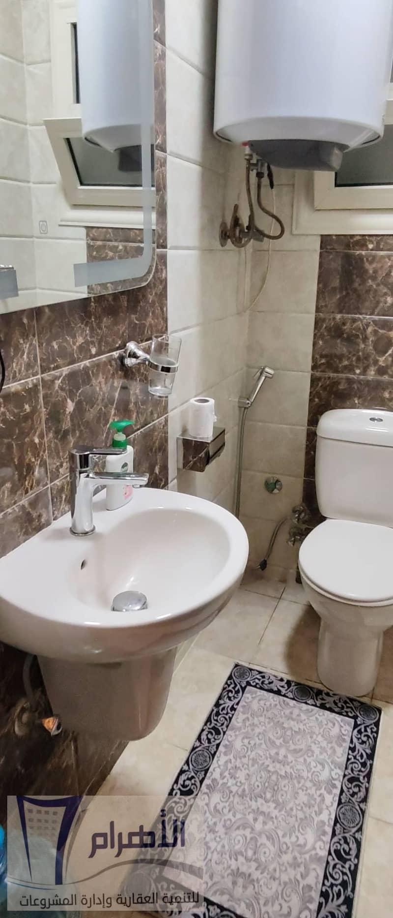 35 600215188_1171692305108969_1855126922766889649_n. jpg