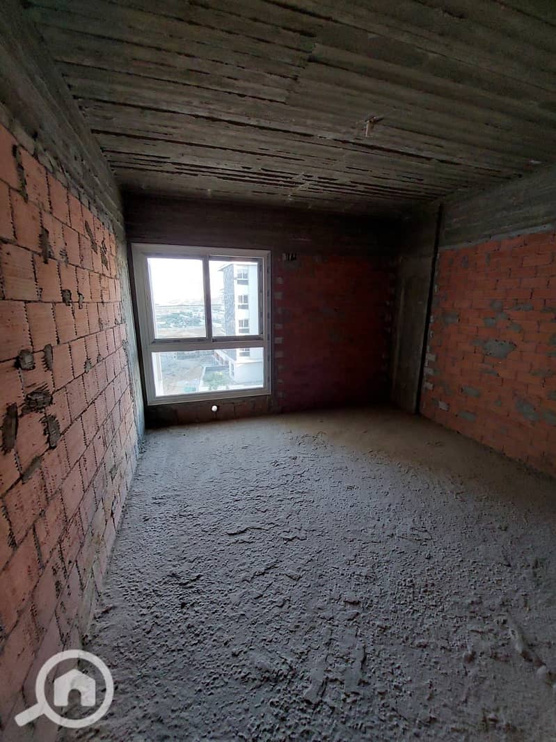 5 WhatsApp Image 2025-12-24 at 14.30. 19 (3). jpeg