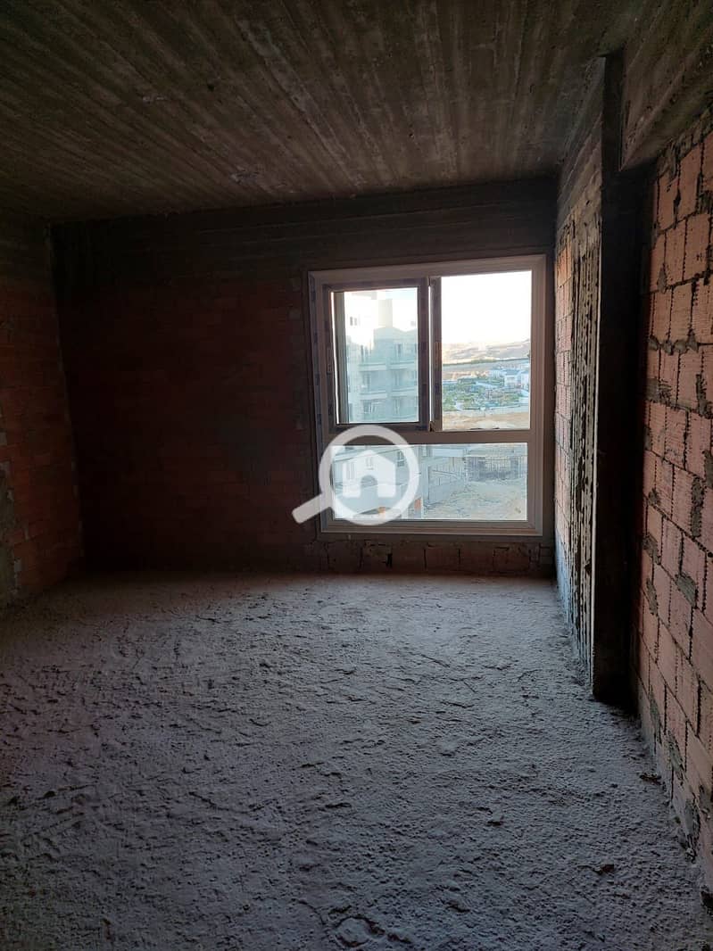 8 WhatsApp Image 2025-12-24 at 14.30. 21 (1). jpeg