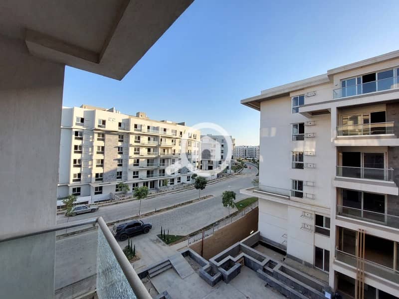 11 WhatsApp Image 2025-12-24 at 14.30. 18 (1). jpeg