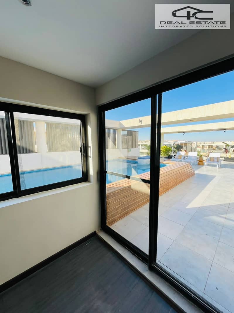 4 WhatsApp Image 2025-12-22 at 13.24. 39 (1). jpeg