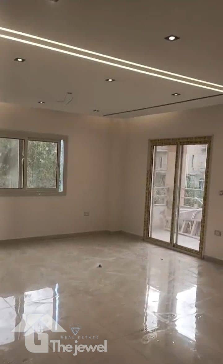 3 3781bb31-b6a5-4b2a-8b9c-16c2eee660f2. jpg