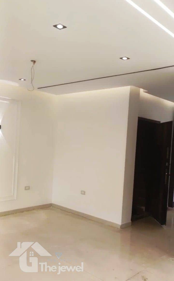 8 f0a14460-d9e7-4777-9796-193faf68e419. jpg