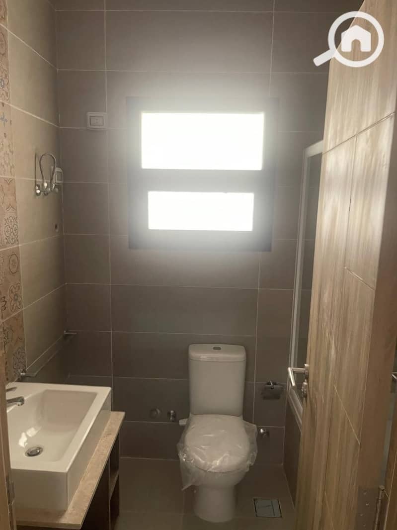 4 WhatsApp Image 2025-12-17 at 11.54. 28 AM (3). jpeg