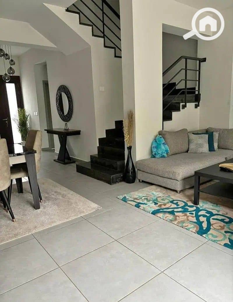 3 30776379-800x600. jpg