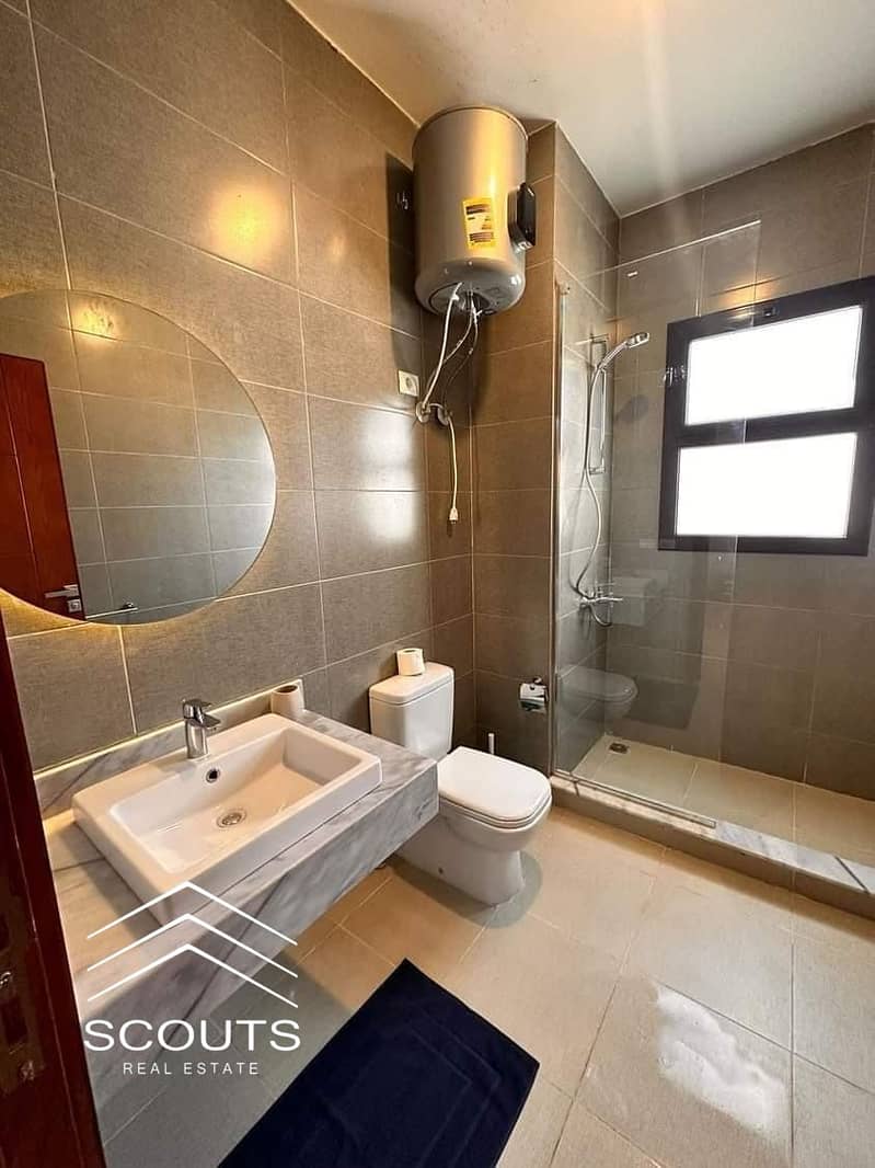 12 WhatsApp Image 20. jpeg