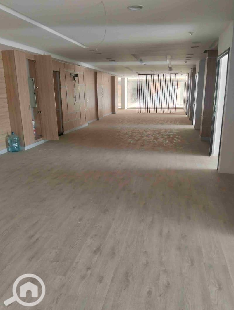 1000305190. jpg 1000305190. jpg