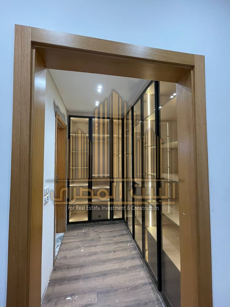 7 U504636 (17). jpeg