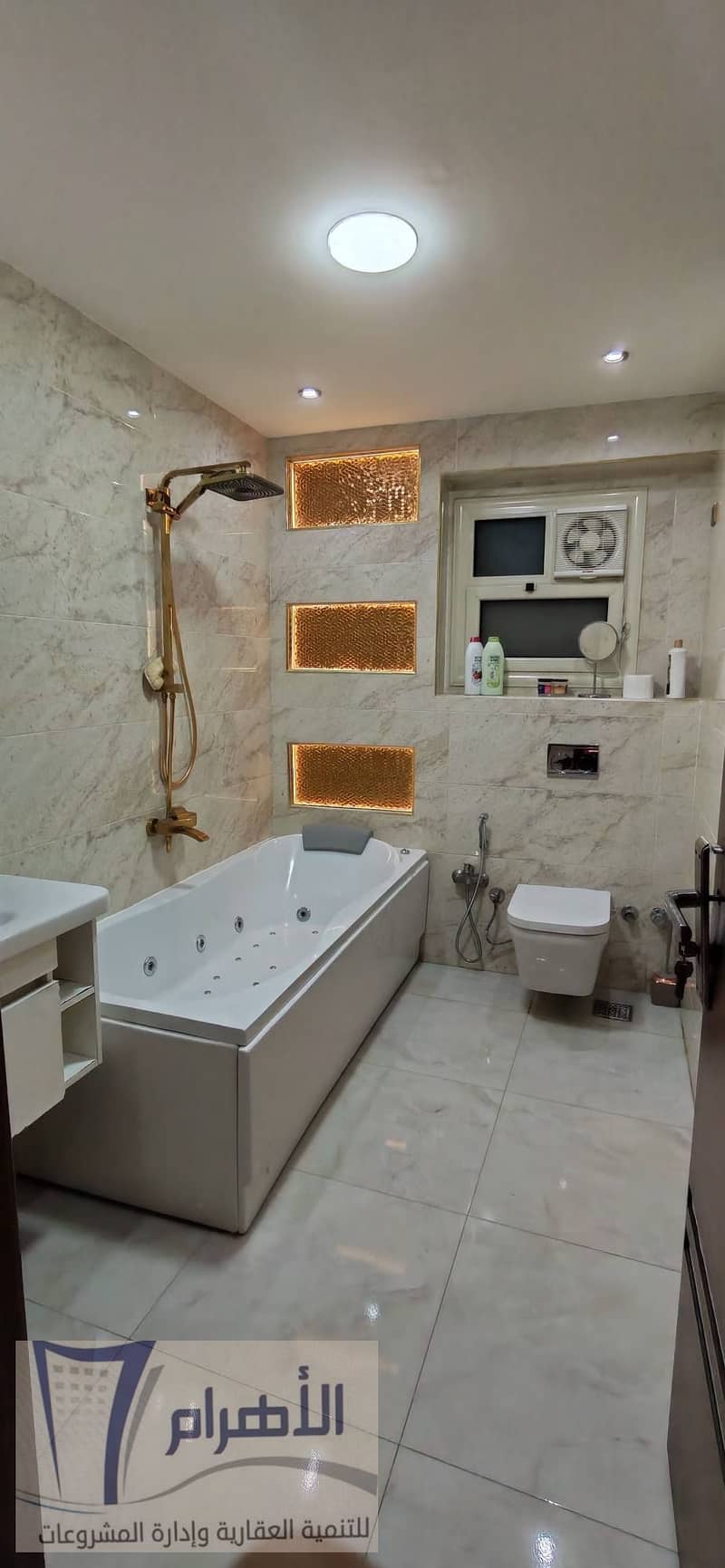 33 600232712_2644213872612489_3548811347332041241_n. jpg