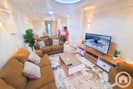 شقة 3 غرف نوم للايجار في الإبراهيمية، الإسكندرية - IMG-20251217-WA0060. jpg