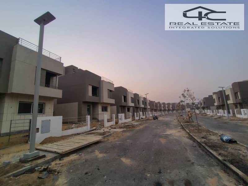 7 WhatsApp Image 2025-11-22 at 3.44. 58 PM (2). jpeg