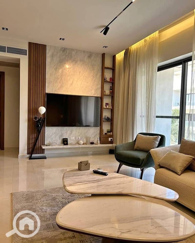 8 578496979_122142025964898471_6830347355011136207_n. jpg