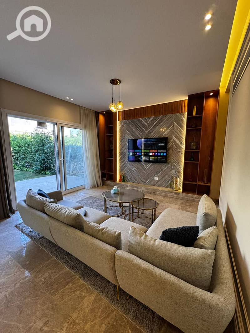 10 579108322_122260900904241397_992913720261069153_n. jpg