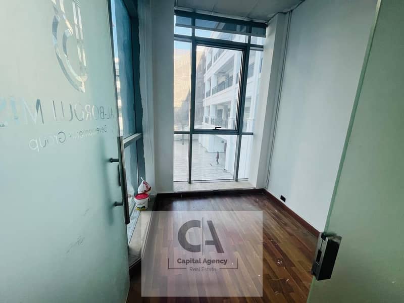 5 08da5b6a-56d1-4b6c-9144-9b68b49efe65. jpg