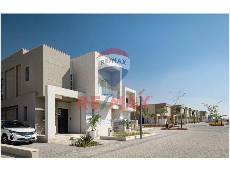 9 c3f85053-3f61-4e1f-bc23-eb8cb2f15cc9. jpg