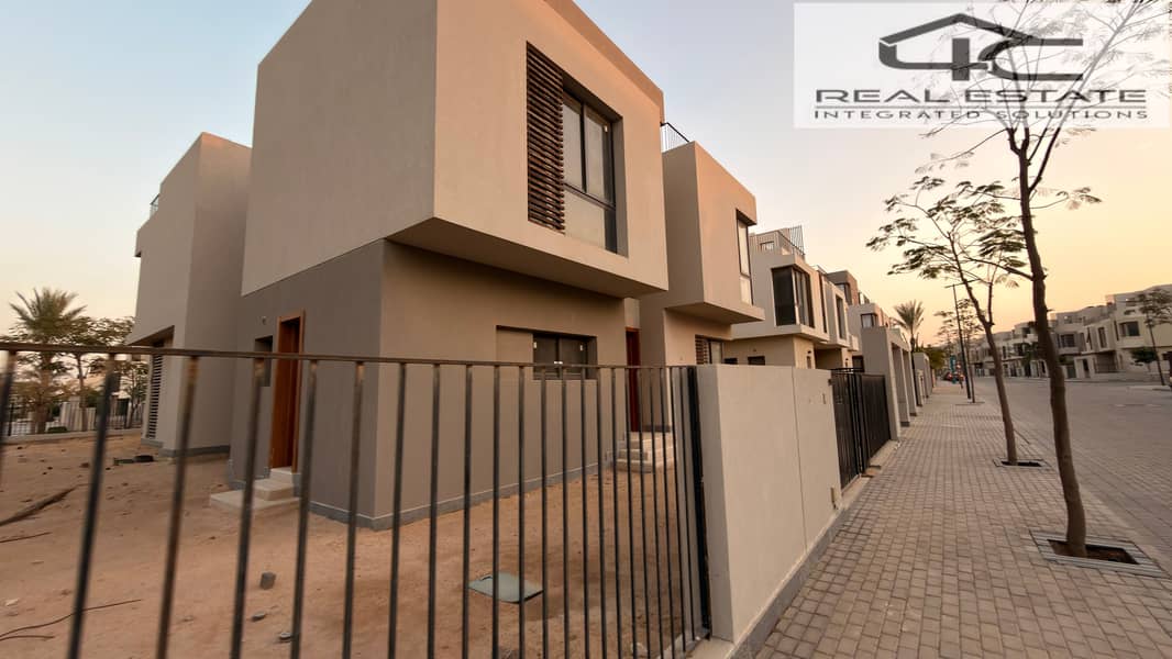 11 2025_12_23_16_38_IMG_1871. JPG