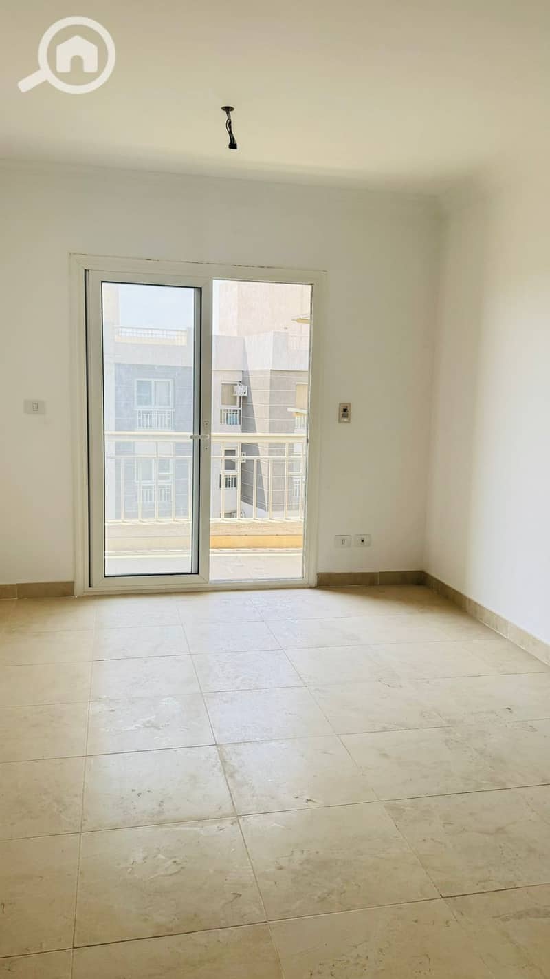 2 WhatsApp Image 2025-11-08 at 06.04. 26 (3). jpeg