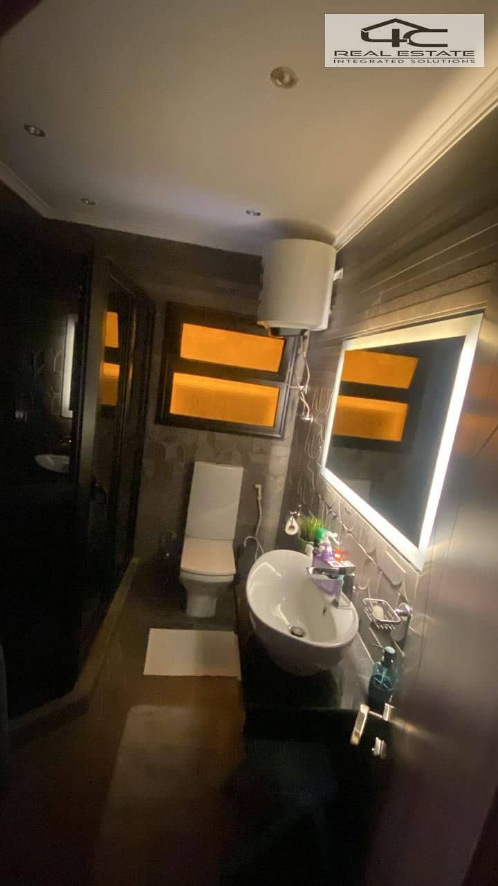 8 WhatsApp Image 2025-12-18 at 14.35. 55 (1). jpeg