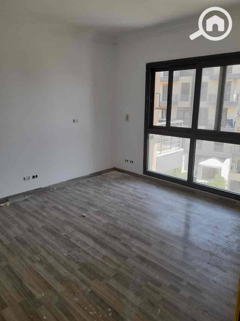 5 7abd0e2c-485c-4fb6-9dcc-e2e0c4fdbf9a. jpg