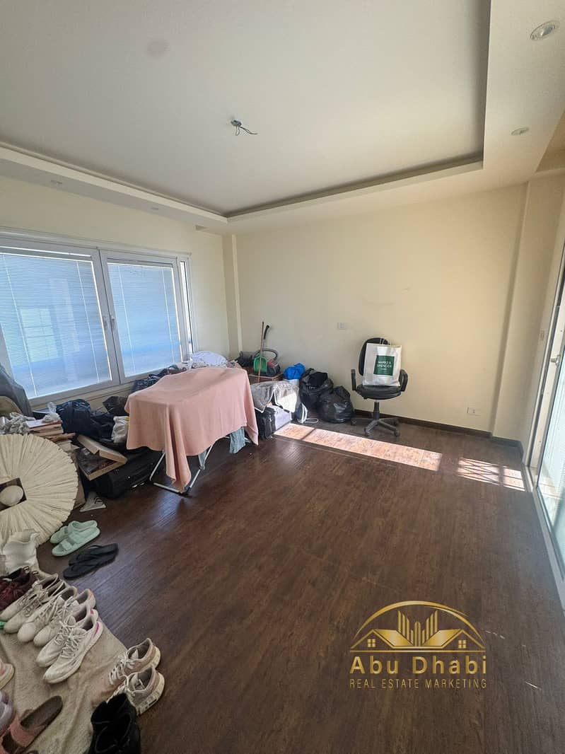 8 14964921-bfbe-46bd-bcc5-1f74cf3c588d. jpg