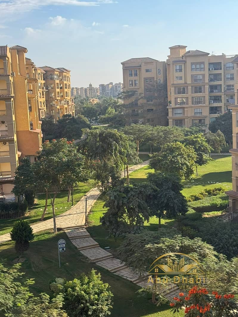 10 bd5a430e-c528-4f38-b1d7-62a35c00e449. jpg