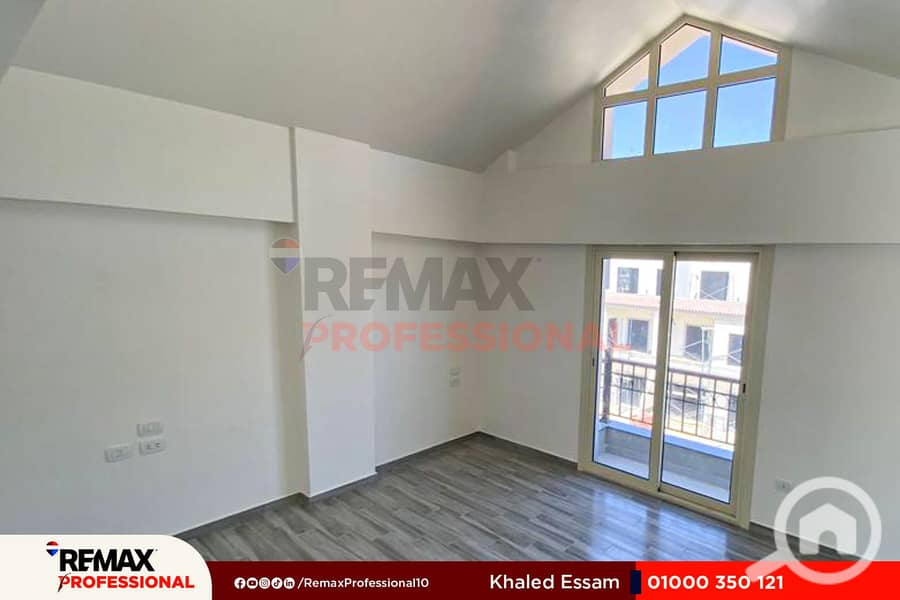 10 WhatsApp Image 2025-11-17 at 11.28. 45 AM. jpg