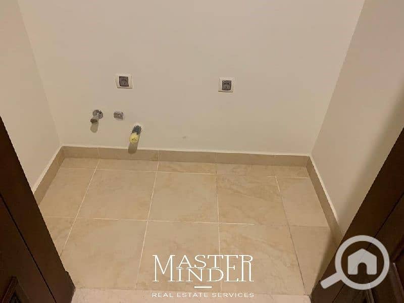 5 WhatsApp Image 2024-11-04 at 4.22. 15 PM (2). jpg