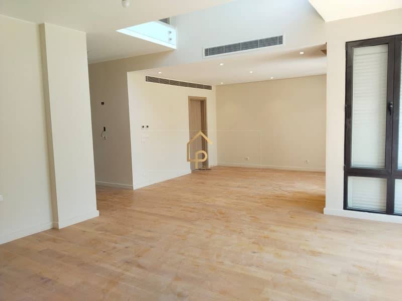 4 WhatsApp Image 2025-12-22 at 3.28. 07 PM. jpeg