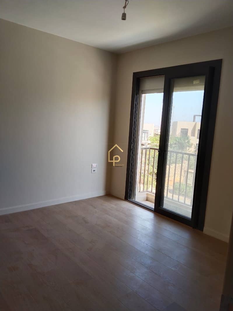 8 WhatsApp Image 2025-12-22 at 3.28. 10 PM (1). jpeg