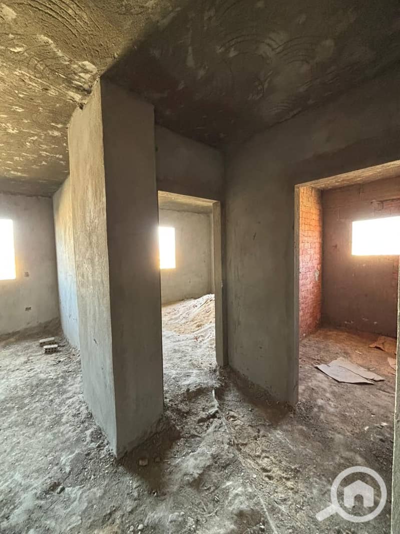 9 21f5dc80-702b-4d0c-b7e3-5a9dc7b45560. jpg