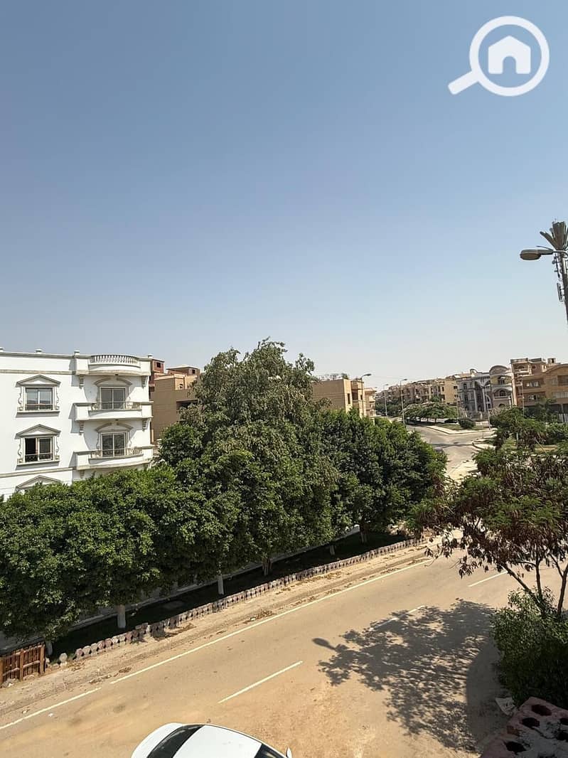 10 34b143c3-2d4b-4b57-80b1-8913c45bb0b4. jpg