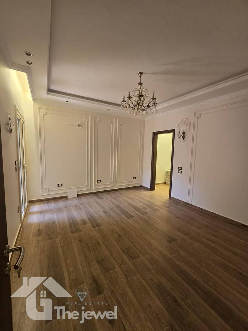 5 99c05103-2b76-43ad-8d35-b88358d8a562. jpg