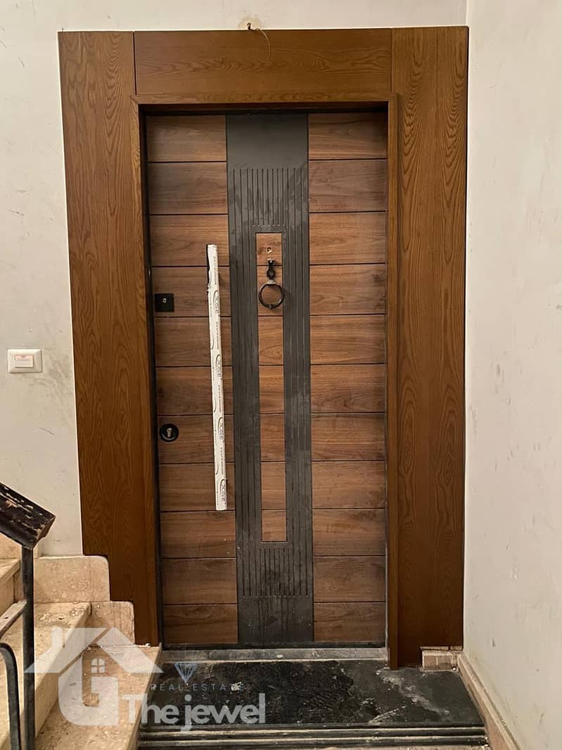 13 1864a5a9-e59a-4010-9cb6-2fc42a5310c1. jpg