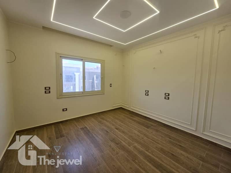 16 aadab197-412b-4a43-a767-1857cf5ca3e9. jpg