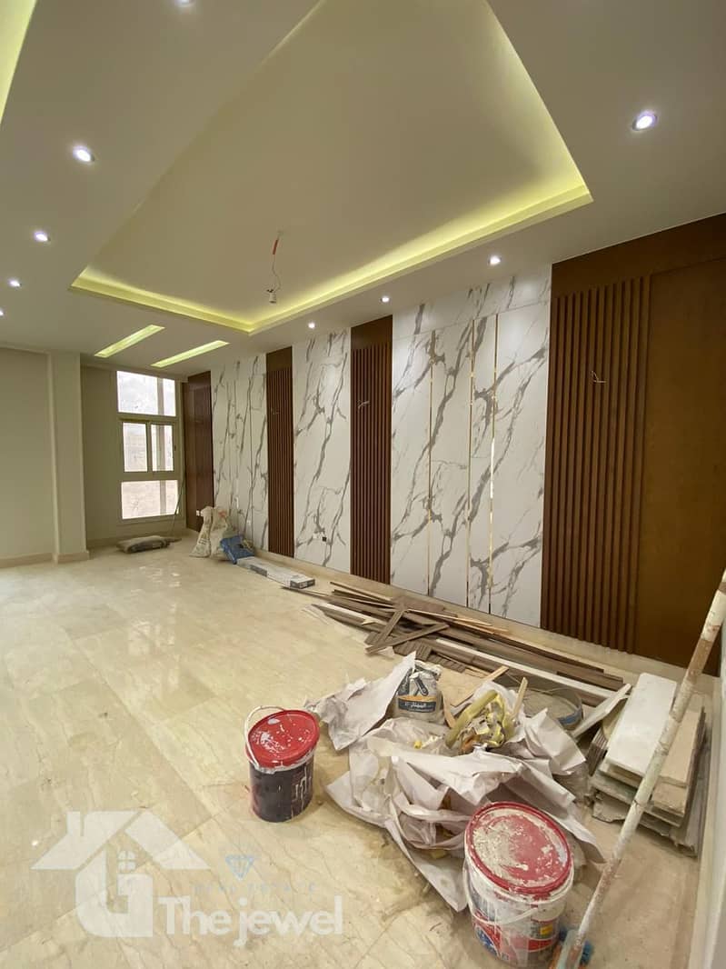 20 f6aa4277-1732-4802-9795-bab337152e85. jpg