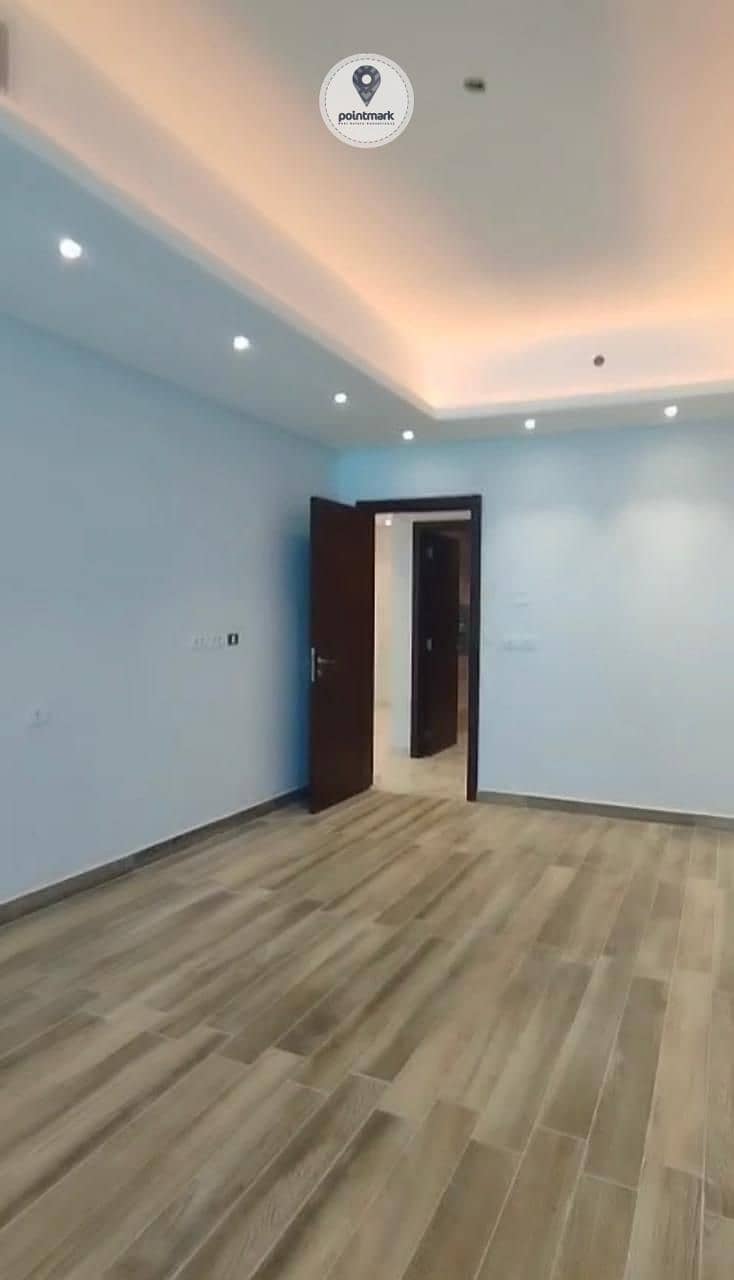 4 WhatsApp Image 2025-12-18 at 6.23. 56 PM (1). jpeg