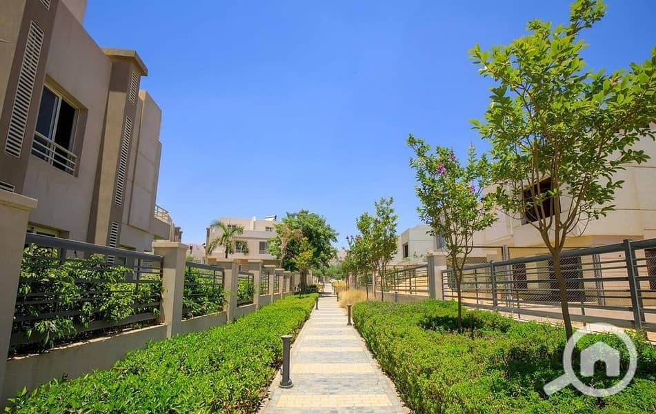 3 Atrio-Compound-Sheikh-Zayed5. jpg