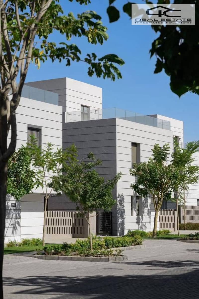 8 WhatsApp Image 2025-12-09 at 4.17. 50 AM (3). jpeg