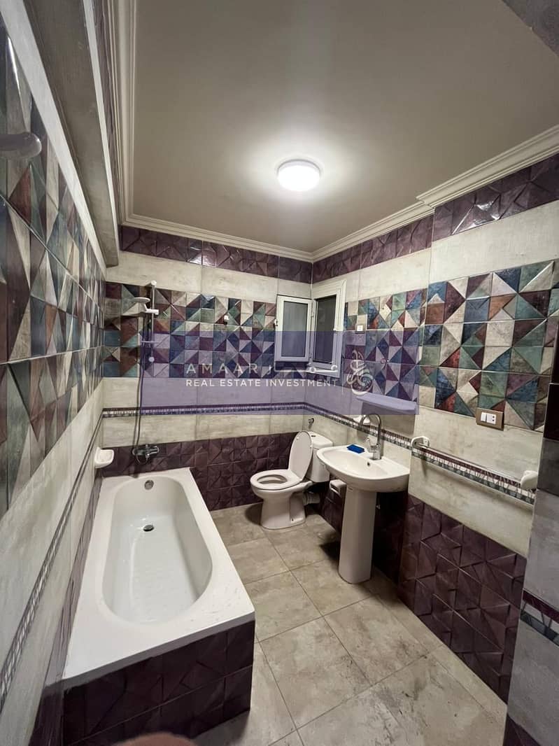 18 photo_5929345190315363480_y. jpg